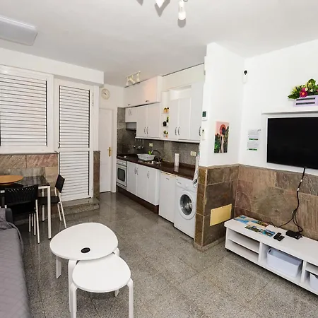 Tenerife Sur Cristianos,parking,air,wifi Apartamento *