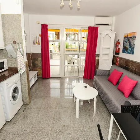 Daire Tenerife Sur Cristianos,parking,air,wifi