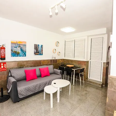 Tenerife Sur Cristianos,parking,air,wifi